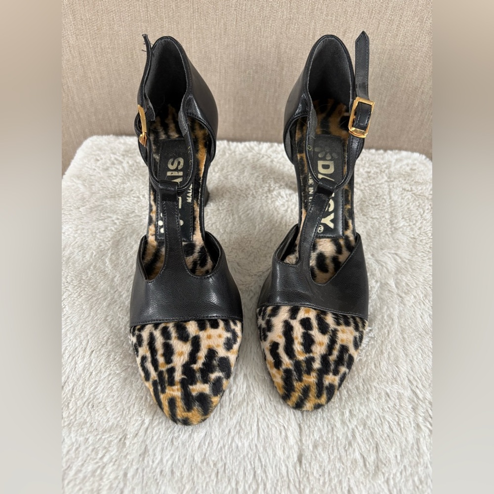 Daisy Black & Leopard T-strap - Size 4B